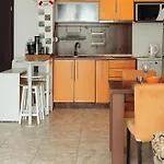 Mirage Collective Апартамент *
