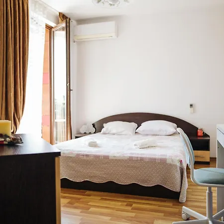 Mirage Collective Несебир