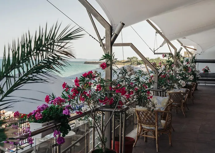 Апартаменти Mirage Collective