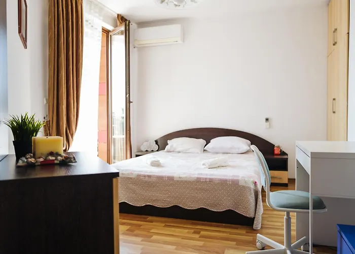 Mirage Collective Несебир